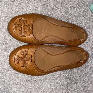 Tory Burch brown/tan flat